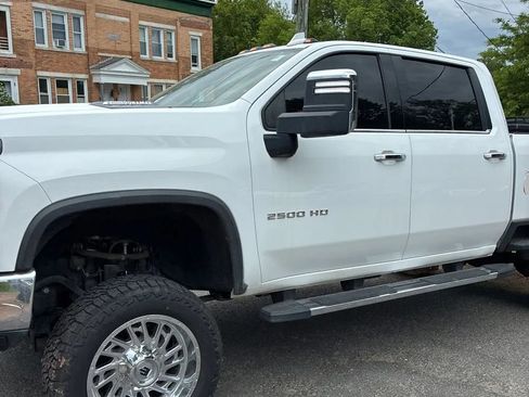 Used 2020 Chevrolet Silverado 2500 LTZ w/ LTZ Premium Package RWD image 1