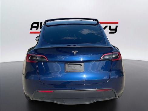 Used 2024 Tesla Model Y Performance AWD/4WD image 6