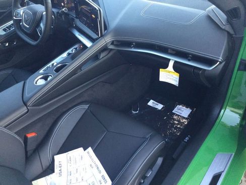 New 2026 Chevrolet Corvette Stingray Convertible w/ Z51 Performance Package image 10