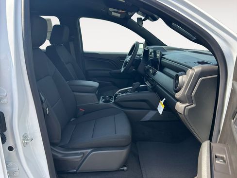 New 2026 Chevrolet Colorado Trail Boss AWD/4WD image 10