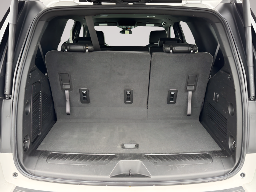 Used 2024 Chevrolet Tahoe LT RWD image 40