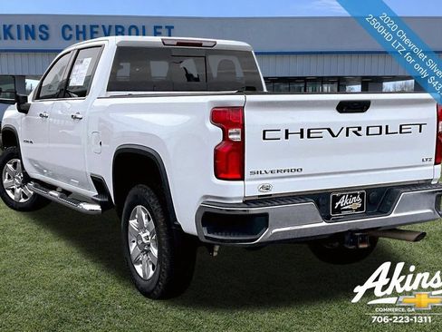 Used 2020 Chevrolet Silverado 2500 LTZ w/ LTZ Convenience Package AWD/4WD image 4