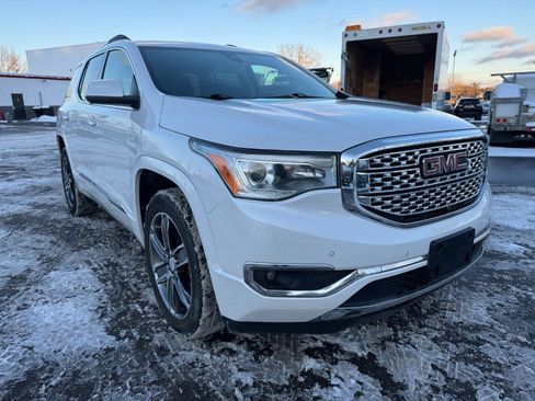 Used 2018 GMC Acadia Denali image 7