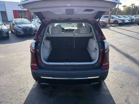 Used 2020 Jeep Cherokee Limited image 32