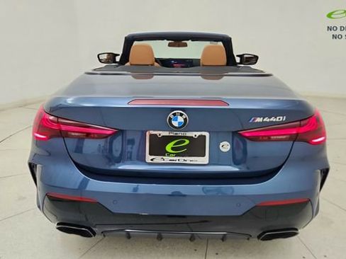 Used 2026 BMW M440i Convertible RWD image 5
