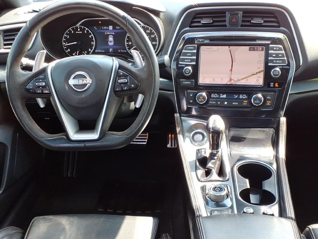 Used 2023 Nissan Maxima SR w/ Sport Mat Group FWD image 15