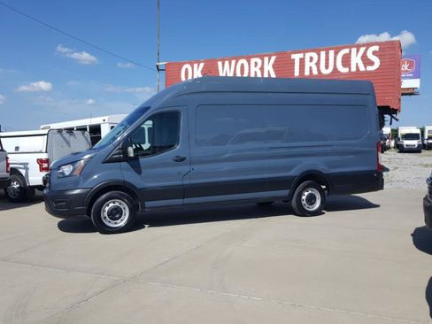 Used 2020 Ford Transit 250 148 High Roof Extended RWD image 2