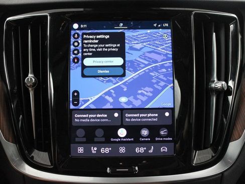 Certified 2023 Volvo V60 B5 Cross Country Plus w/ Climate Package AWD/4WD image 36