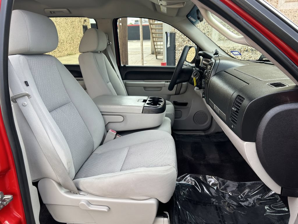 Used 2011 Chevrolet Silverado 1500 LT RWD image 10