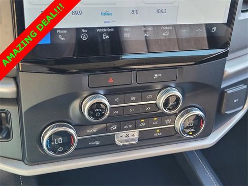 Used 2022 Ford Expedition Max XLT image 18