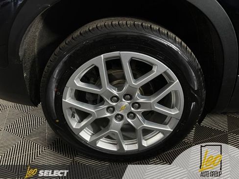 Used 2024 Chevrolet Blazer LT FWD image 21