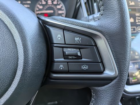 Used 2025 Subaru Outback Premium AWD/4WD image 21