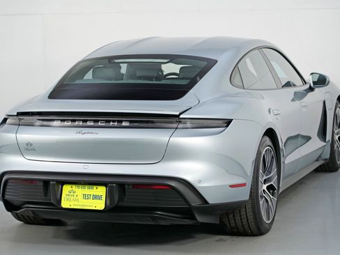 Used 2021 Porsche Taycan image 51