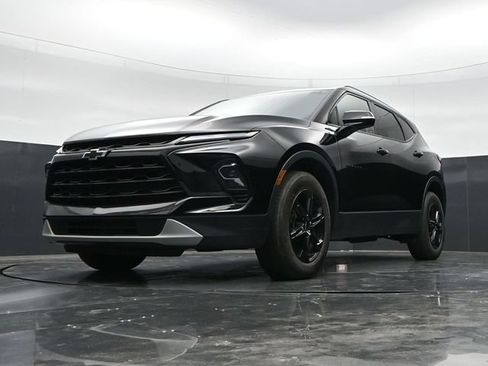 Used 2023 Chevrolet Blazer LT w/ Midnight/Sport Edition AWD/4WD image 40