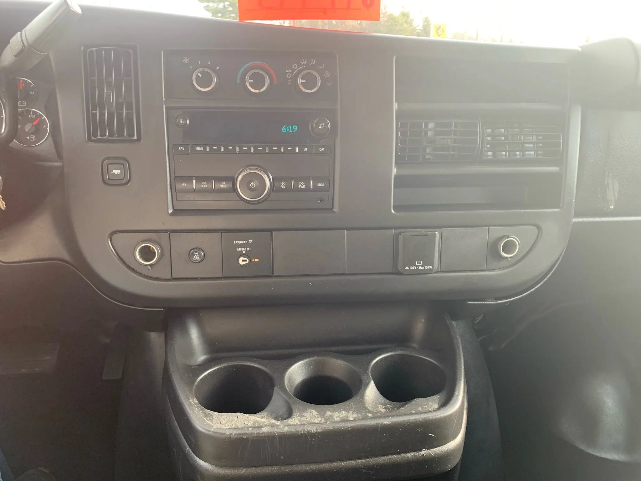 Used 2016 Chevrolet Express 3500 RWD image 14
