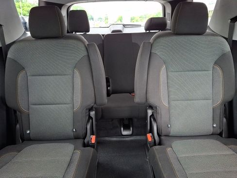 Used 2021 Chevrolet Traverse LT AWD/4WD image 19