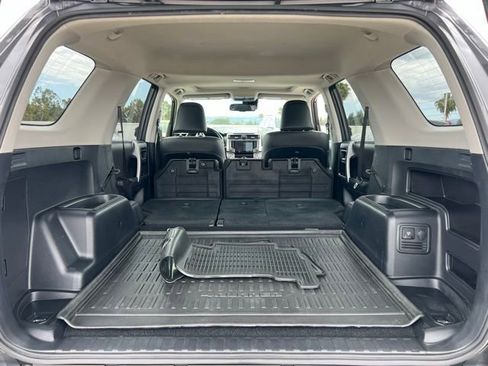 Used 2023 Toyota 4Runner SR5 Premium w/ Moonroof Package RWD image 47