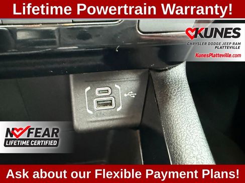 Used 2025 Jeep Compass Limited image 25