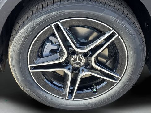New 2026 Mercedes-Benz GLB 250 image 8