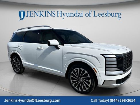 New 2026 Hyundai Palisade Calligraphy FWD image 1