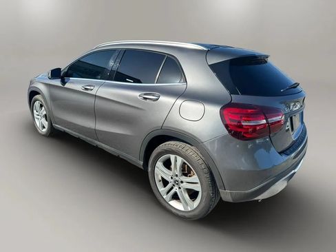 Used 2018 Mercedes-Benz GLA 250 w/ Premium Package image 5