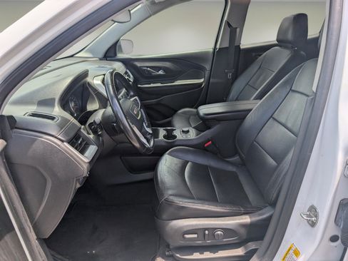 Used 2020 GMC Terrain SLT image 10