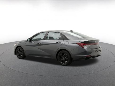 Used 2026 Hyundai Elantra Sport FWD image 7