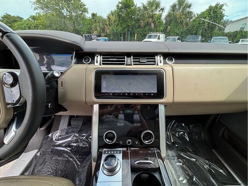 Used 2019 Land Rover Range Rover HSE AWD/4WD image 11