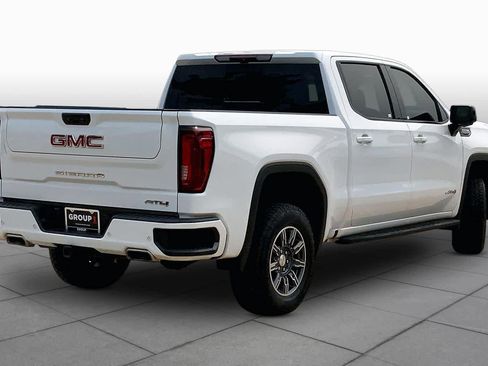 Used 2024 GMC Sierra 1500 AT4 w/ Technology Package AWD/4WD image 13
