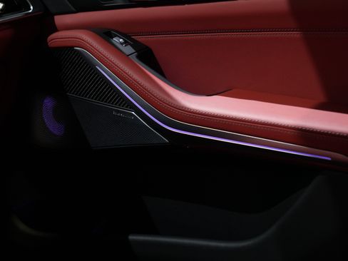 Used 2025 BMW X5 M Competition w/ Executive Package image 50