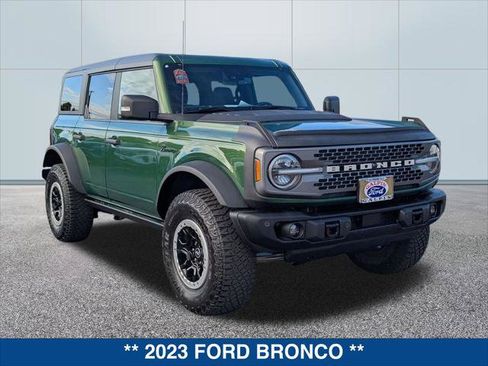Used 2023 Ford Bronco Badlands image 7