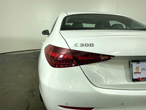Used 2025 Mercedes-Benz C 300 Sedan image 28