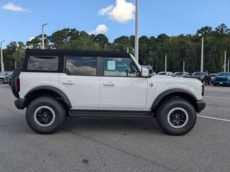 New 2025 Ford Bronco Outer Banks w/ Sasquatch Package video 3