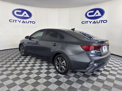 Used 2023 Kia Forte LXS image 5