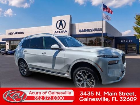 Used 2026 BMW X7 xDrive40i AWD/4WD image 1