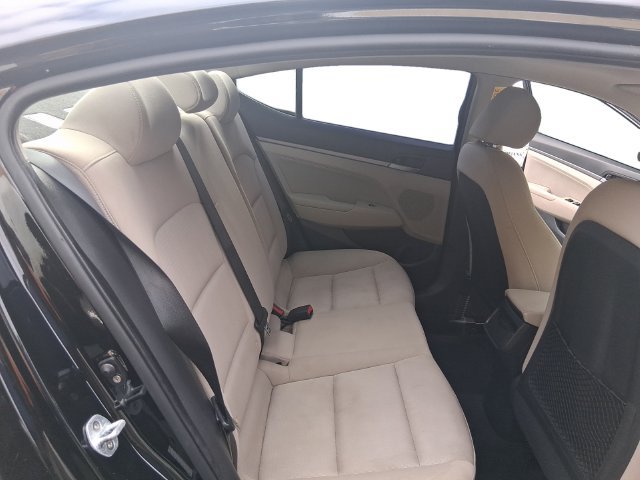 Used 2017 Hyundai Elantra Value Edition FWD image 16