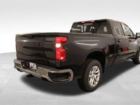 New 2026 Chevrolet Silverado 1500 LT w/ Z71 Off-Road Package AWD/4WD image 2