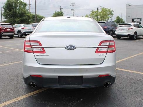 Used 2014 Ford Taurus SEL w/ Equipment Group 201A FWD image 6