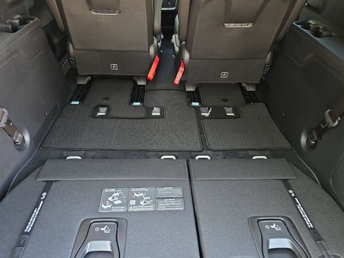 New 2026 Kia Carnival SX Prestige image 11