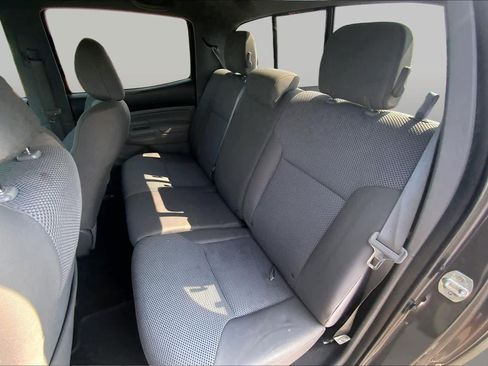 Used 2013 Toyota Tacoma 4x4 Double Cab w/ TRD Off-Road Pkg image 21