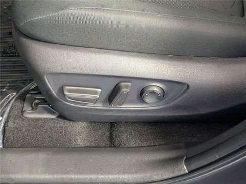 Used 2025 Toyota RAV4 XLE w/ Convenience Package AWD/4WD image 16