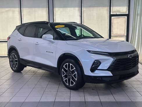 Certified 2025 Chevrolet Blazer RS w/ Enhanced Convenience Package image 1