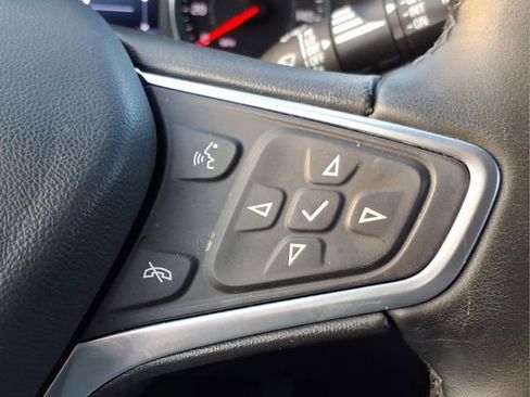 Used 2023 Chevrolet Equinox LT image 29