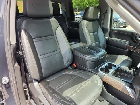 Used 2021 GMC Sierra 2500 Denali w/ Denali Ultimate Package AWD/4WD image 44