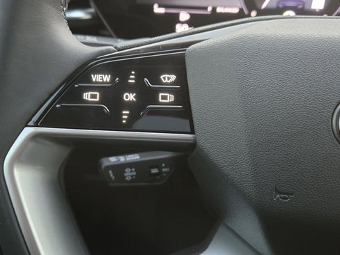 New 2025 Audi Q5 Prestige image 17