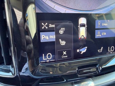 Used 2019 Volvo XC60 T5 Momentum w/ Premium Package AWD/4WD image 19