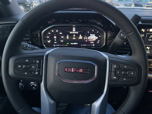 New 2026 GMC Sierra 1500 SLE w/ Preferred Package image 14