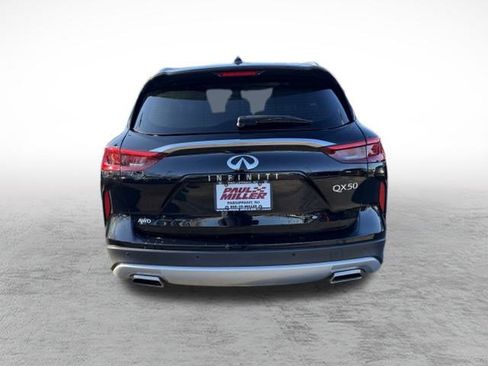 Used 2019 INFINITI QX50 Essential w/ Premium Audio Package image 6
