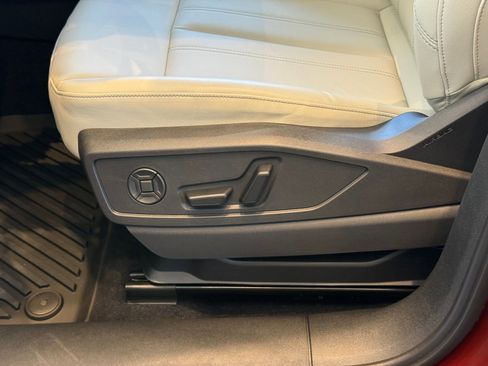 New 2025 Audi Q5 Premium image 14