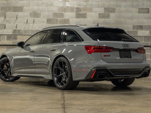 Used 2024 Audi RS 6 performance AWD/4WD image 5